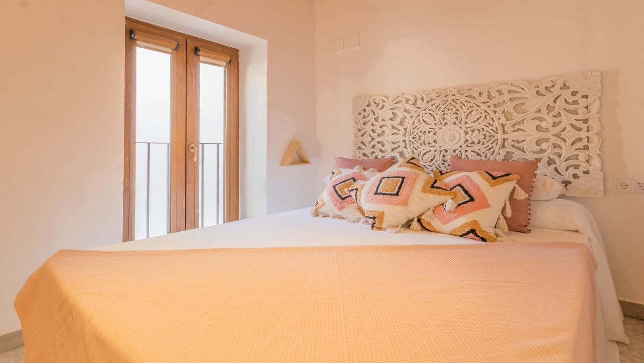 Apartamentos Miguel De Cervantes Centro Cordoba Dış mekan fotoğraf