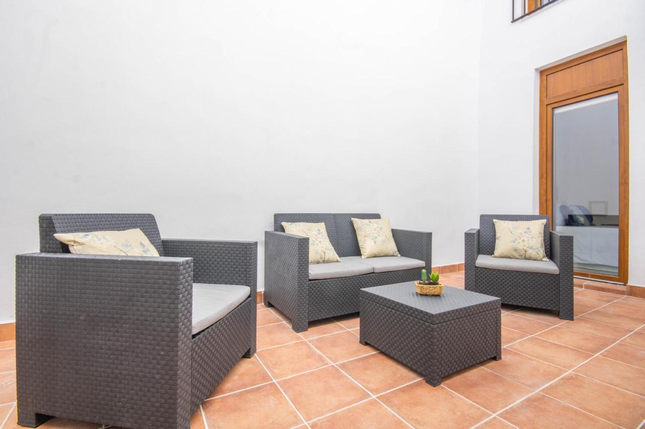 Apartamentos Miguel De Cervantes Centro Cordoba Dış mekan fotoğraf