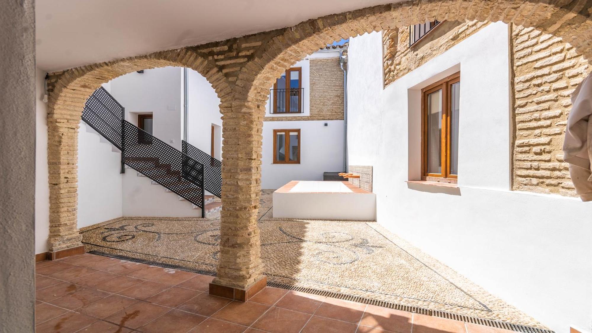 Apartamentos Miguel De Cervantes Centro Cordoba Dış mekan fotoğraf